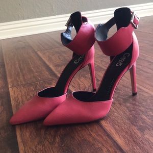 Circus by Sam Edelman red ankle strap heels